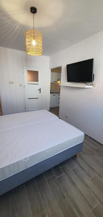 Chabrowa Perla Apartment Ярославец Екстериор снимка